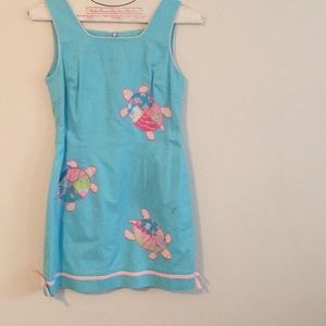 Lily Pulitzer shift dress. Twill